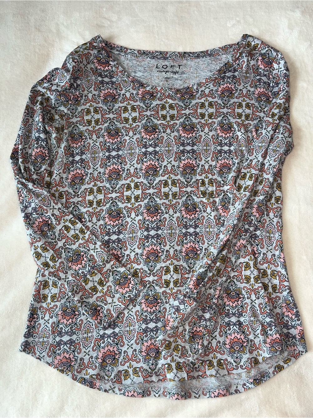 LOFT Multi-Color Floral Medallion Long-Sleeve Tee Scoop Neck 100% Cotton Small